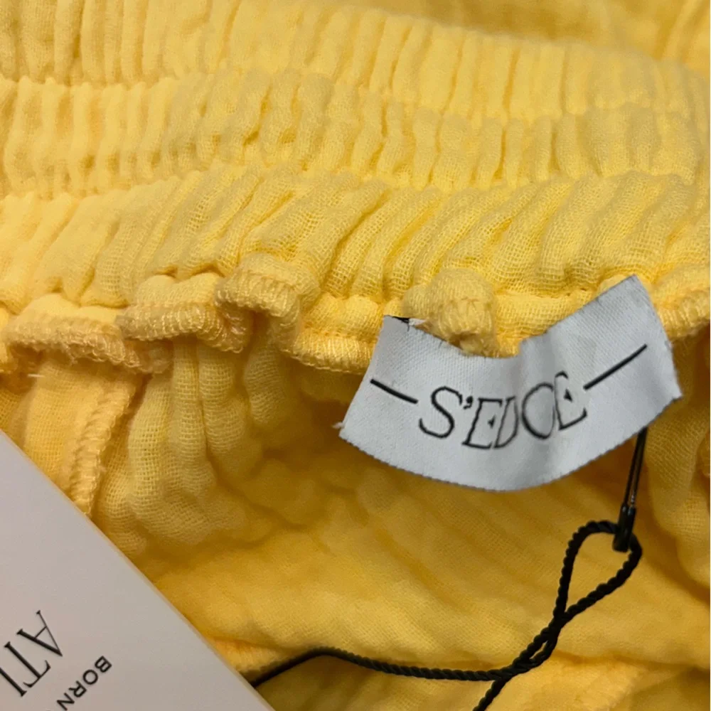 SEDGE - Daffodil muslin yellow Harrison Pants NWT